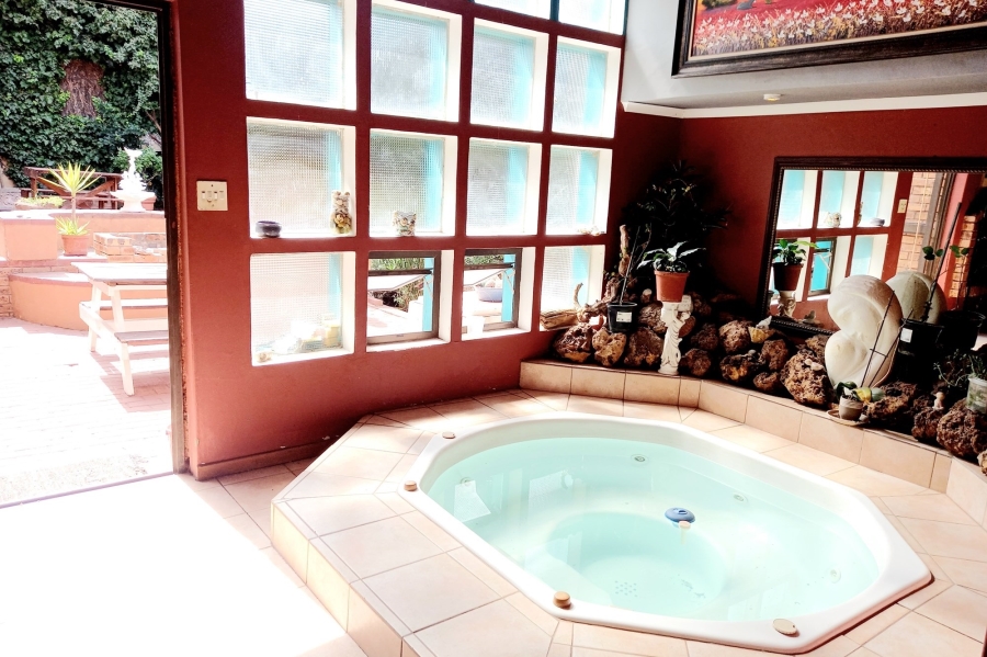 5 Bedroom Property for Sale in Vredenburg Western Cape